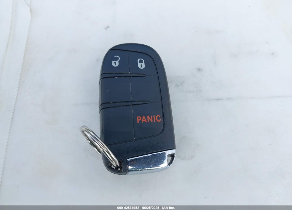 2019 JEEP COMPASS VIN: 3C4NJCBB0KT677025