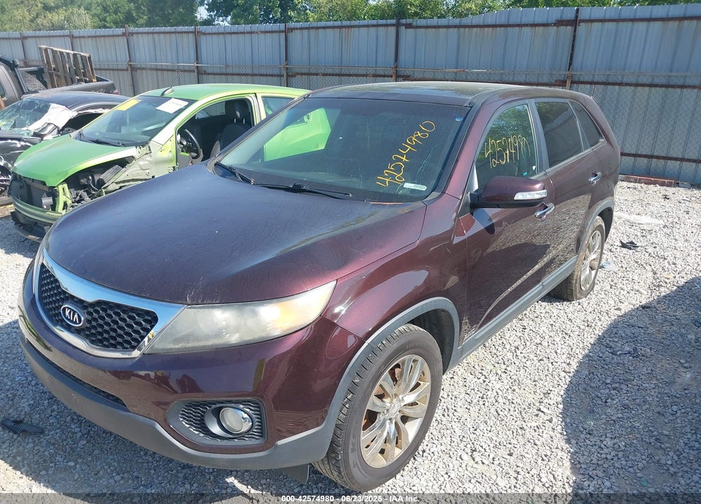 2011 KIA SORENTO VIN: 5XYKUDA26BG022876
