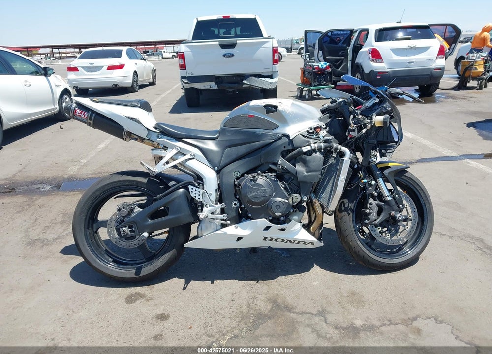 2007 HONDA CBR600 RR VIN: JH2PC40067M004187