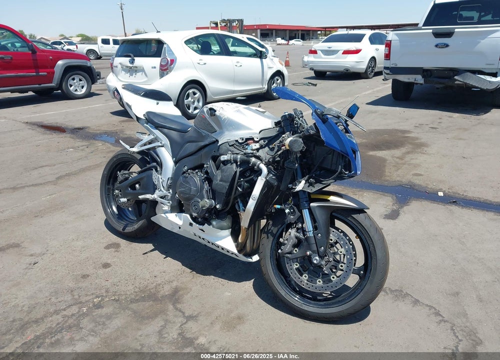 2007 HONDA CBR600 RR VIN: JH2PC40067M004187