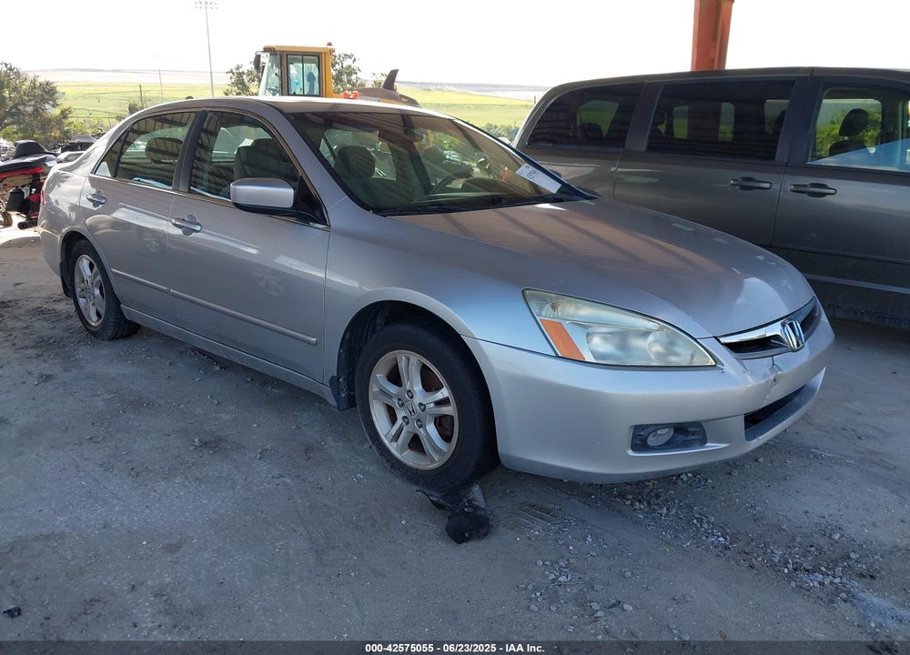 2007 HONDA ACCORD 2.4 EX VIN: 1HGCM55737A186790