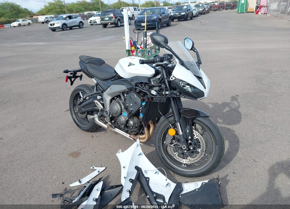 2025 TRIUMPH MOTORCYCLE DAYTONA 660 VIN: SMTL23UF1STBV9378