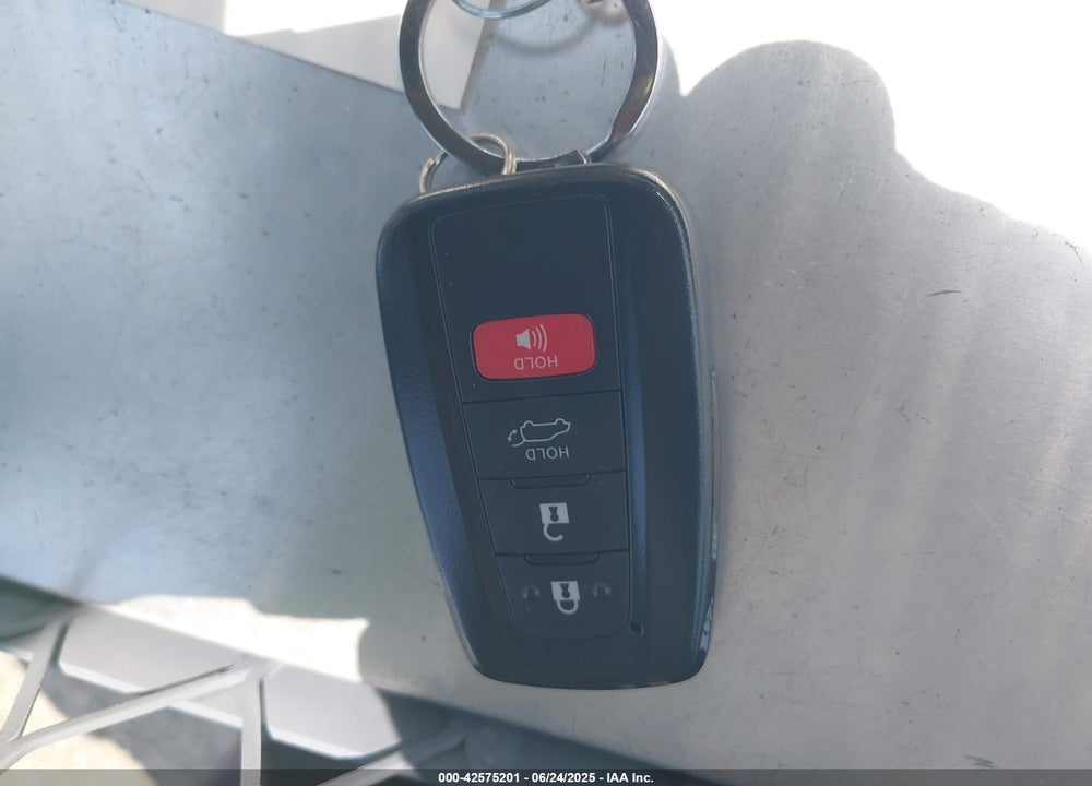 2024 TOYOTA RAV4 VIN: 2T3W1RFV1RW329216