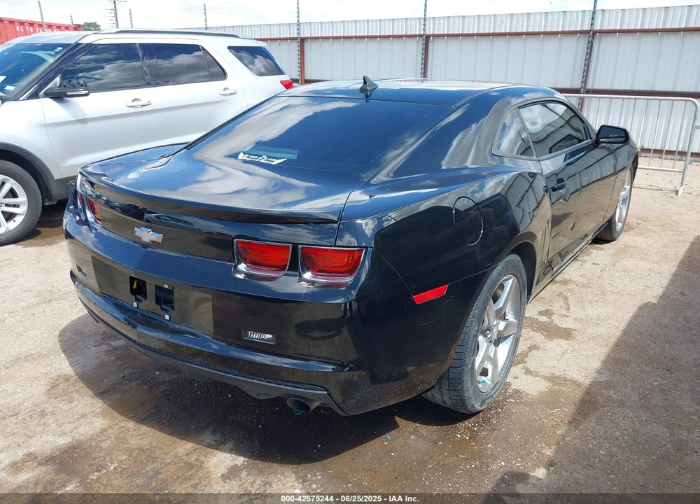 2013 CHEVROLET CAMARO 2LS VIN: 2G1FA1E38D9122870