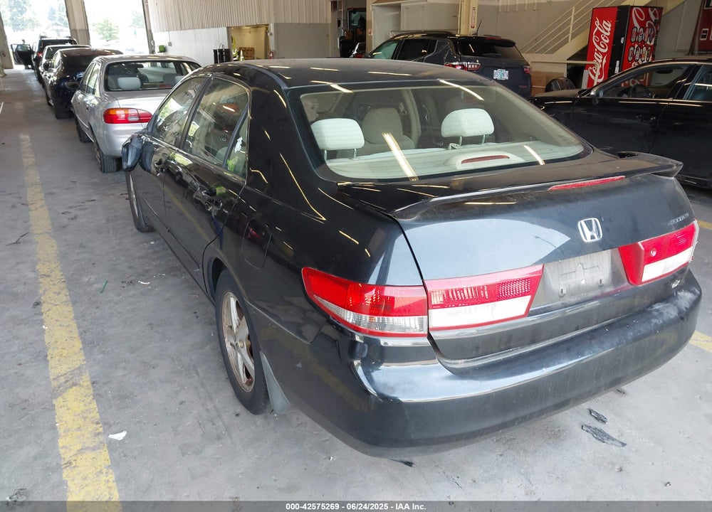 2003 HONDA ACCORD 2.4 EX VIN: JHMCM56643C010509