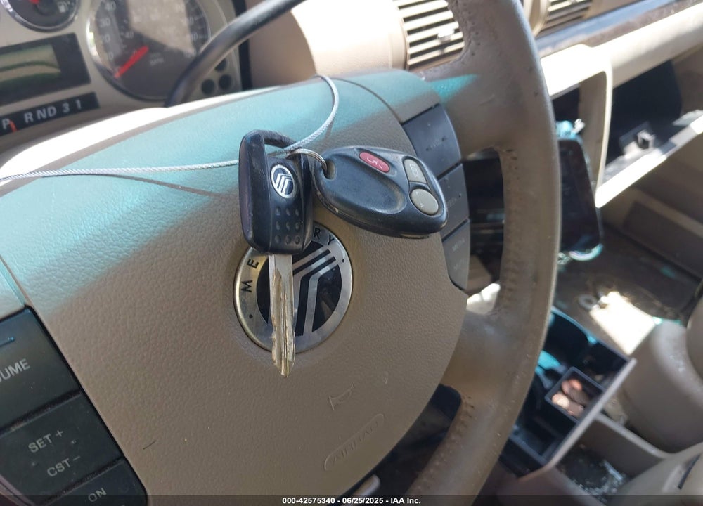 2005 MERCURY MONTEREY PREMIER VIN: 2MRDA23265BJ00467