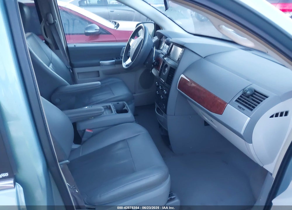 2008 CHRYSLER TOWN & COUNTRY TOURING VIN: 2A8HR54P88R643378