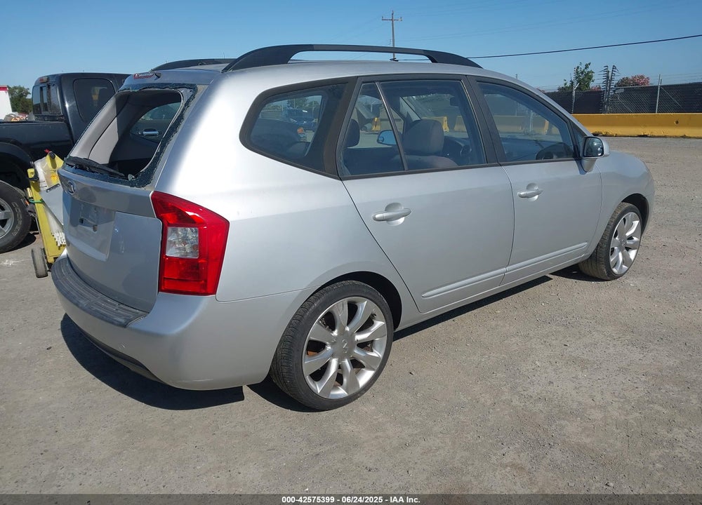 2009 KIA RONDO VIN: KNAFG529097261953