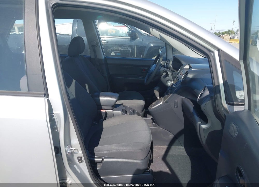 2009 KIA RONDO VIN: KNAFG529097261953