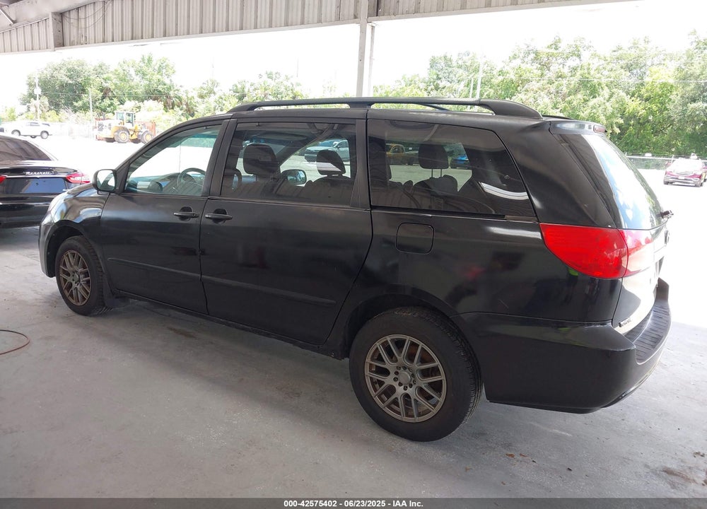 2010 TOYOTA SIENNA LE VIN: 5TDJK4CC1AS030716