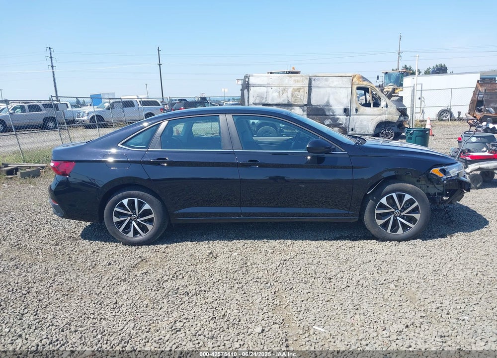 2024 VOLKSWAGEN JETTA VIN: 3VW5M7BU9RM094258