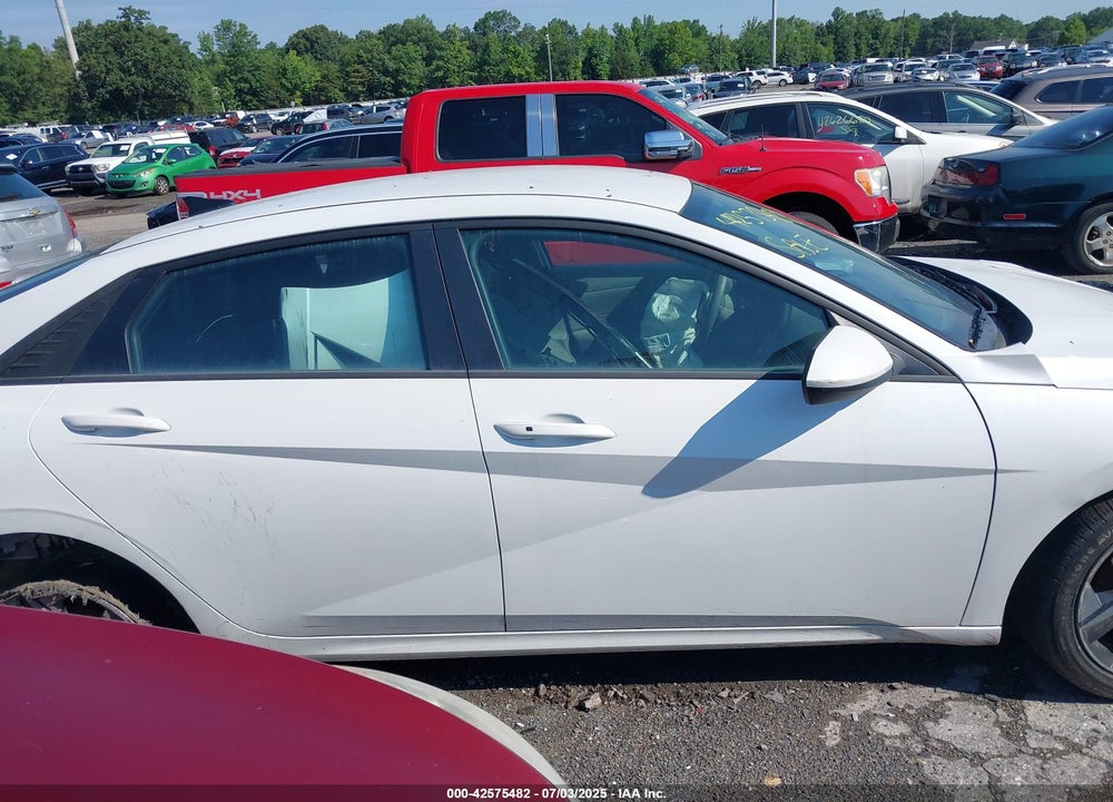 2023 HYUNDAI ELANTRA VIN: 5NPLS4AG4PH088512