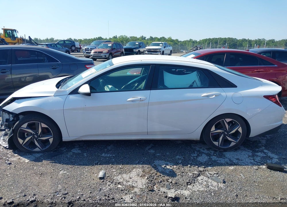 2023 HYUNDAI ELANTRA VIN: 5NPLS4AG4PH088512