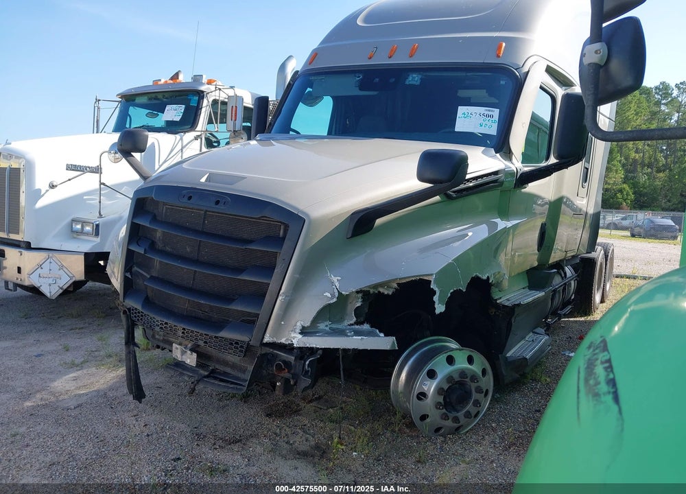 2020 FREIGHTLINER NEW CASCADIA 126 VIN: 3AKJHHDR9LSLM5614
