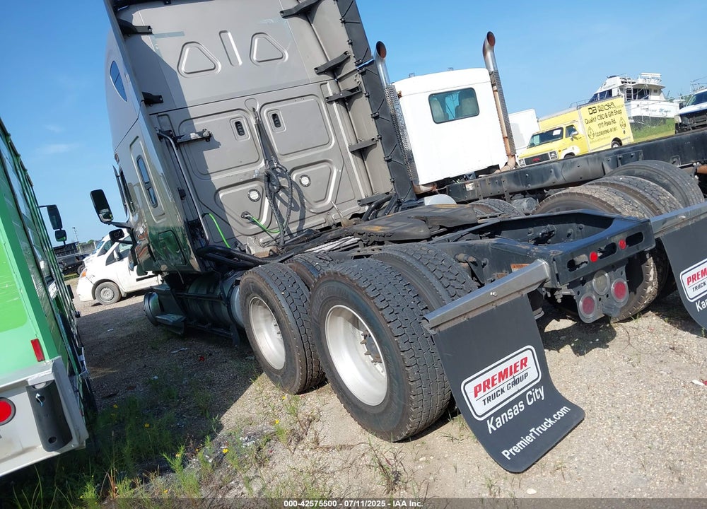 2020 FREIGHTLINER NEW CASCADIA 126 VIN: 3AKJHHDR9LSLM5614