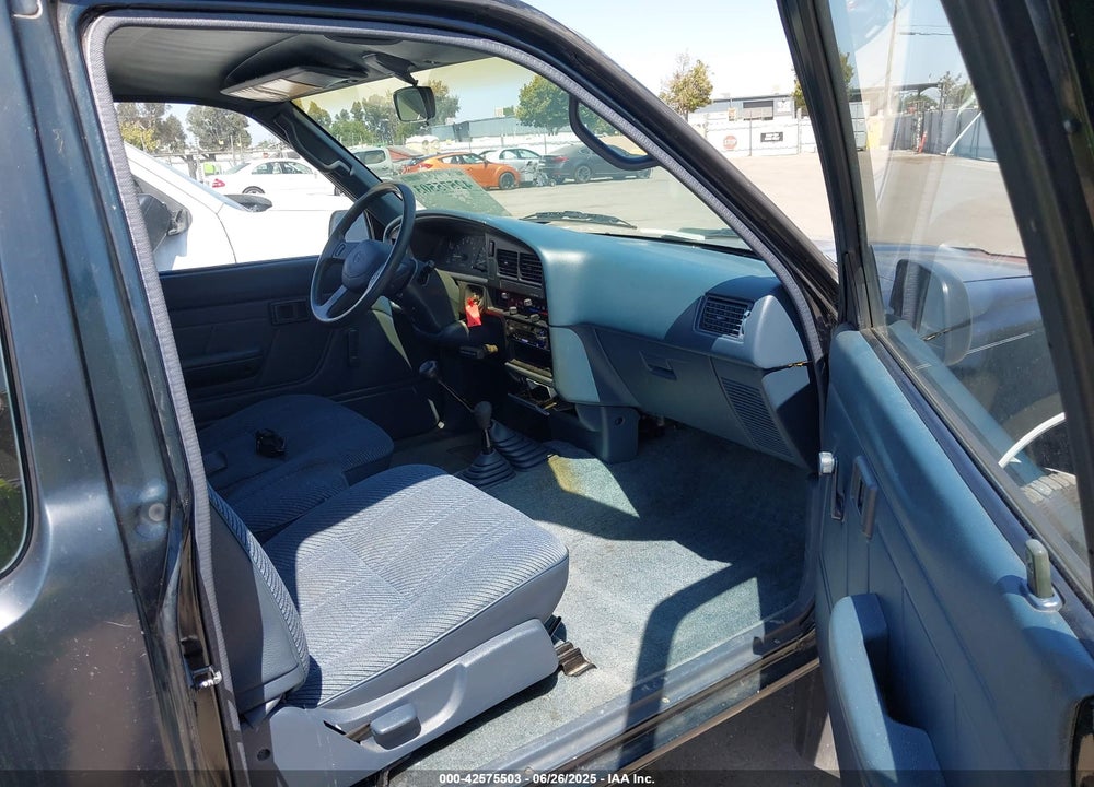 1993 TOYOTA PICKUP 1/2 TON EX LONG WHLBSE DX VIN: JT4RN13P7P6050568