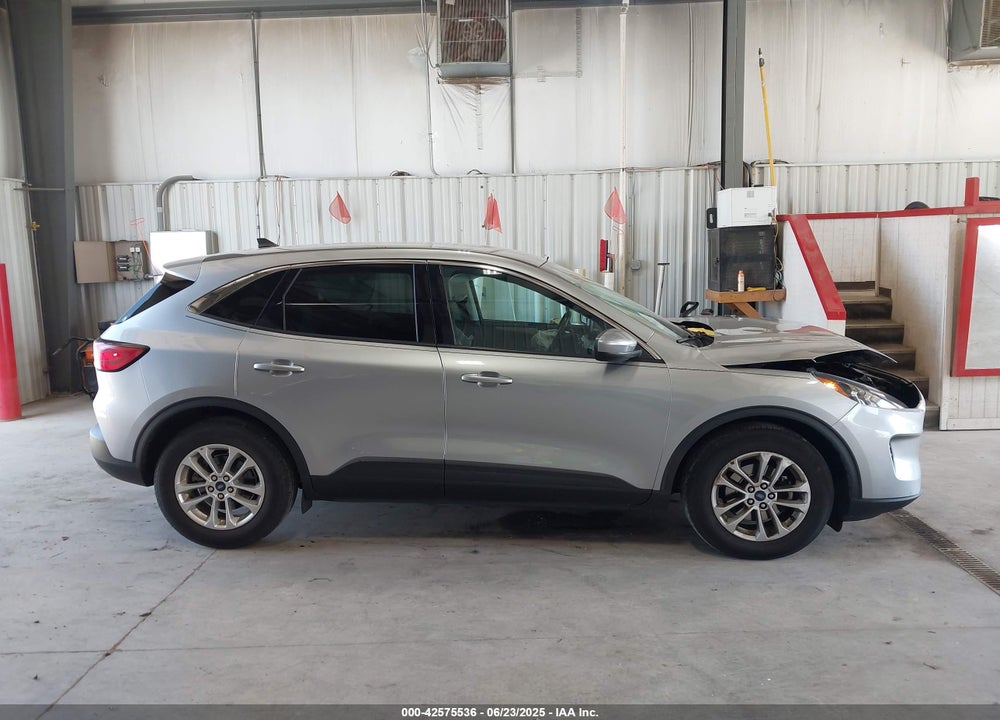 2021 FORD ESCAPE VIN: 1FMCU0G65MUA08195
