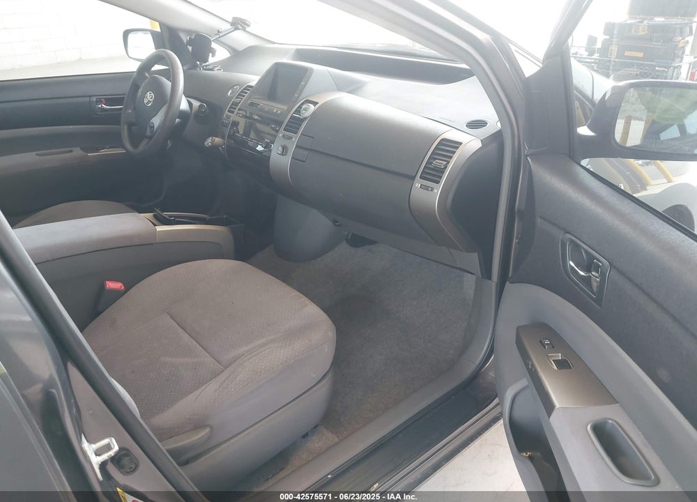 2007 TOYOTA PRIUS VIN: JTDKB20U073295272
