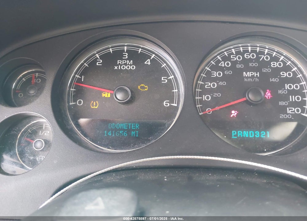 2007 CHEVROLET TAHOE VIN: 1GNFC13077R151420