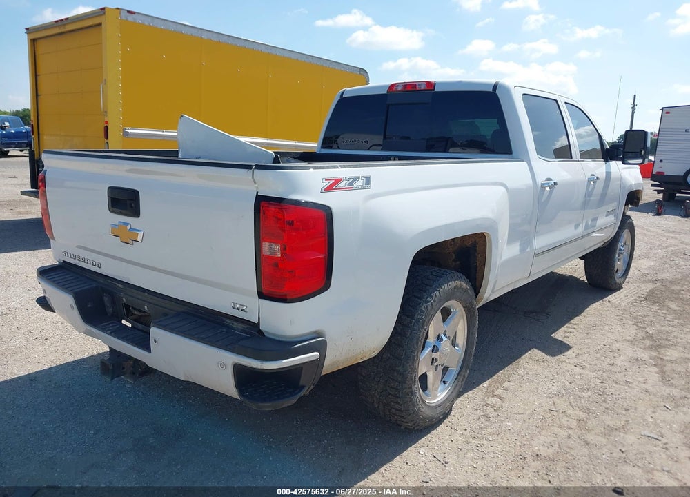 2015 CHEVROLET SILVERADO 2500HD VIN: 1GC1KWE83FF596095
