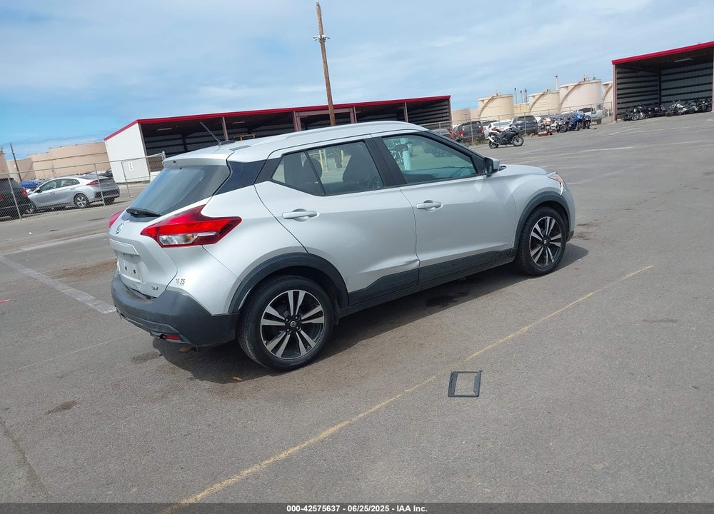2019 NISSAN KICKS VIN: 3N1CP5CUXKL552828