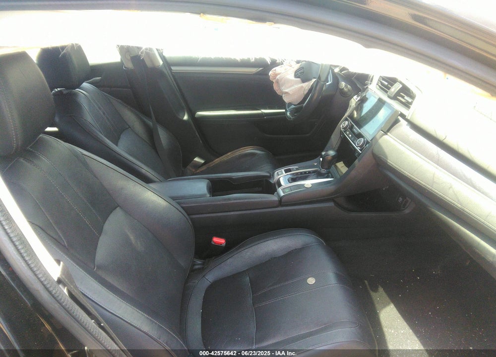 2016 HONDA CIVIC VIN: 19XFC1F77GE021165
