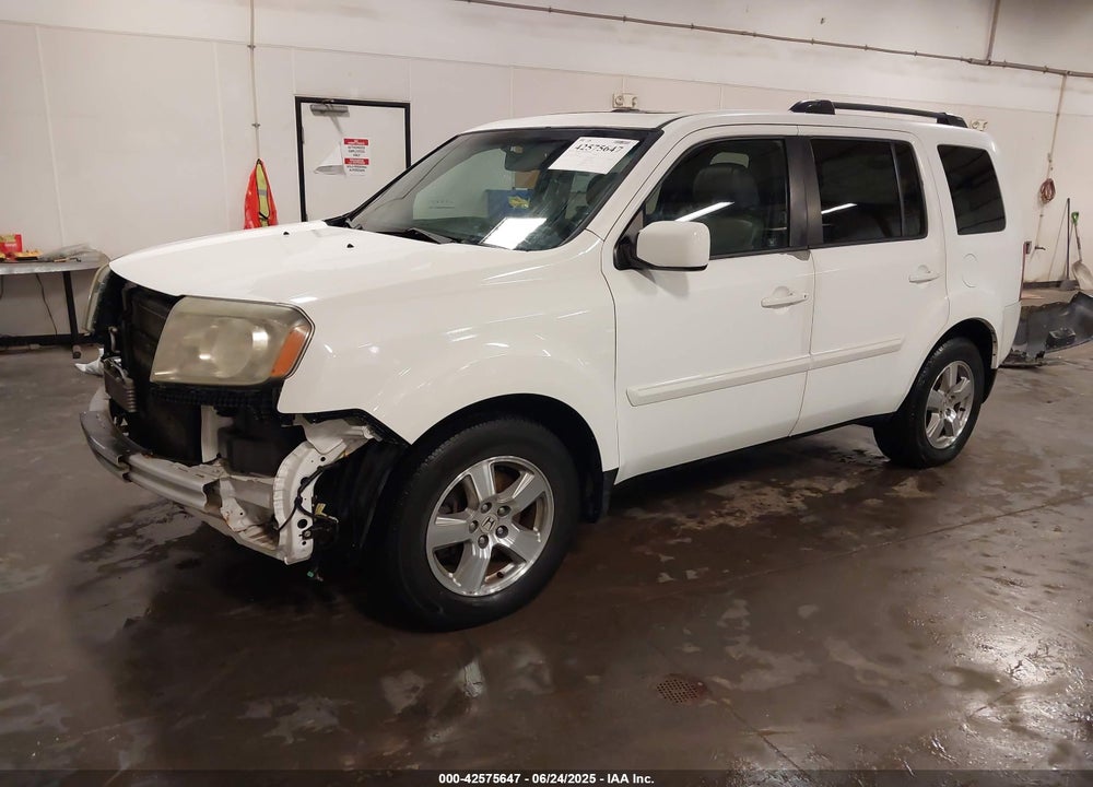 2011 HONDA PILOT VIN: 5FNYF4H61BB060682