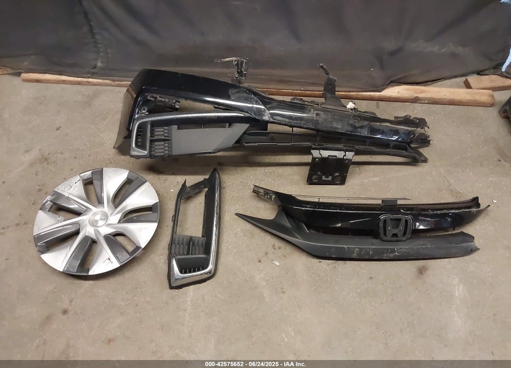 2019 HONDA CIVIC VIN: 2HGFC2F67KH565080