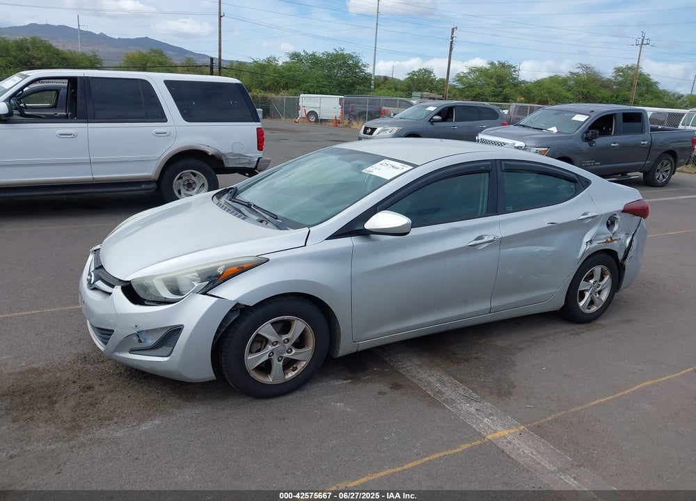 2015 HYUNDAI ELANTRA VIN: 5NPDH4AE5FH583513