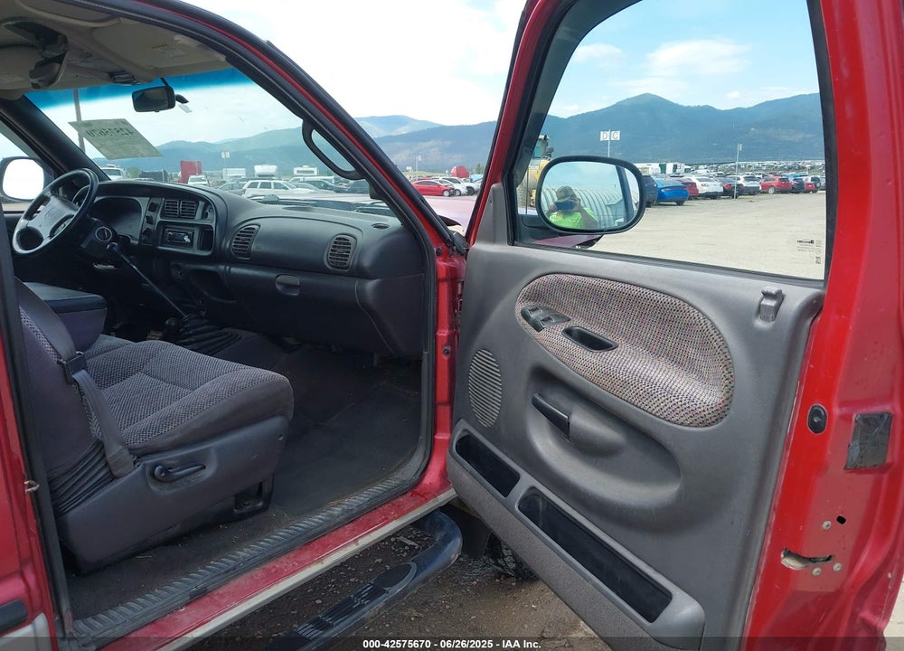 1999 DODGE RAM 2500 ST VIN: 1B7KF2362XJ596848