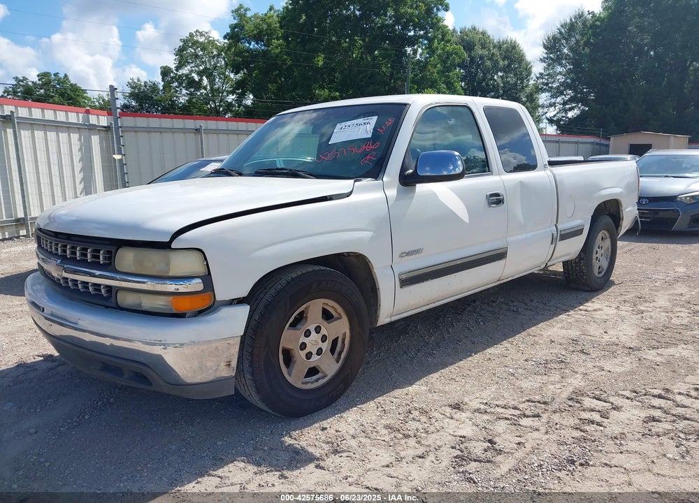 2000 CHEVROLET SILVERADO 1500 LS VIN: 1GCEC19V2YZ307288