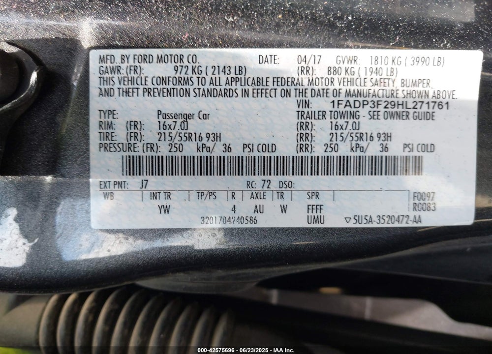 2017 FORD FOCUS VIN: 1FADP3F29HL271761