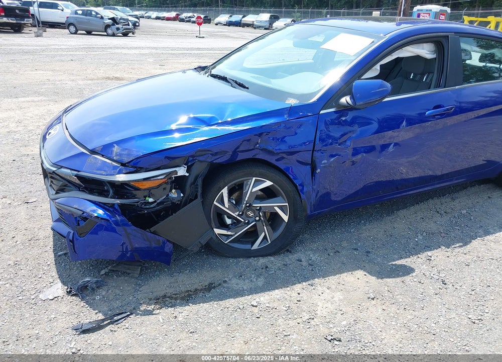 2024 HYUNDAI ELANTRA SEL VIN: KMHLS4DG7RU771675