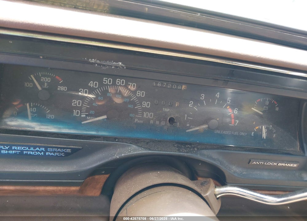 1993 BUICK PARK AVENUE VIN: 1G4CW53L2P1605894