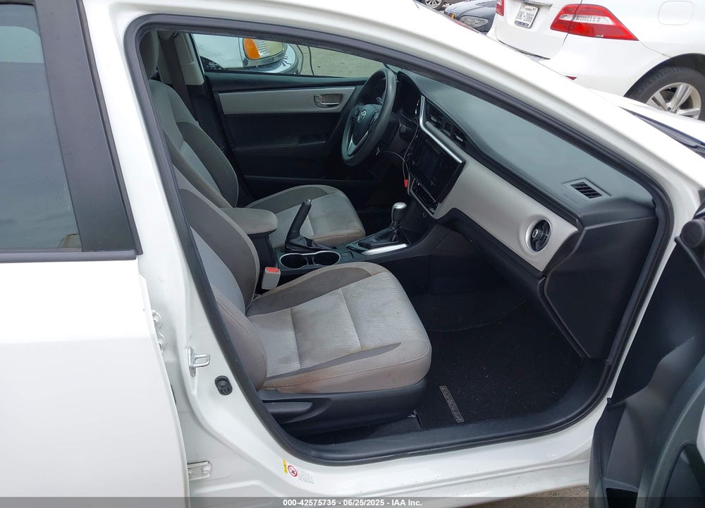 2019 TOYOTA COROLLA VIN: 2T1BURHE4KC134116