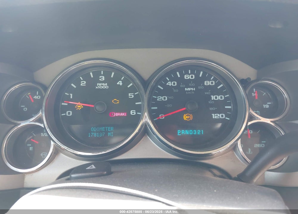 2008 CHEVROLET SILVERADO 1500 LT1 VIN: 2GCEC13J781191410