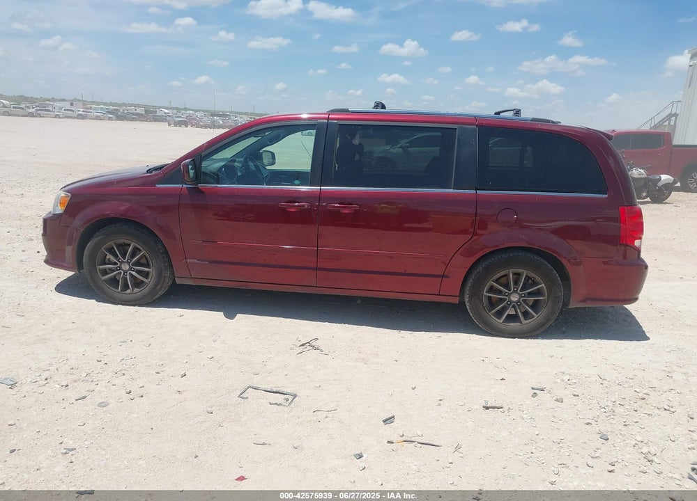 2017 DODGE GRAND CARAVAN VIN: 2C4RDGCGXHR685705