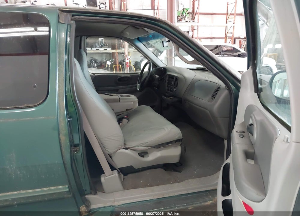 1999 FORD F-150 WORK SERIES/XL/XLT VIN: 1FTZX1729XNA06022