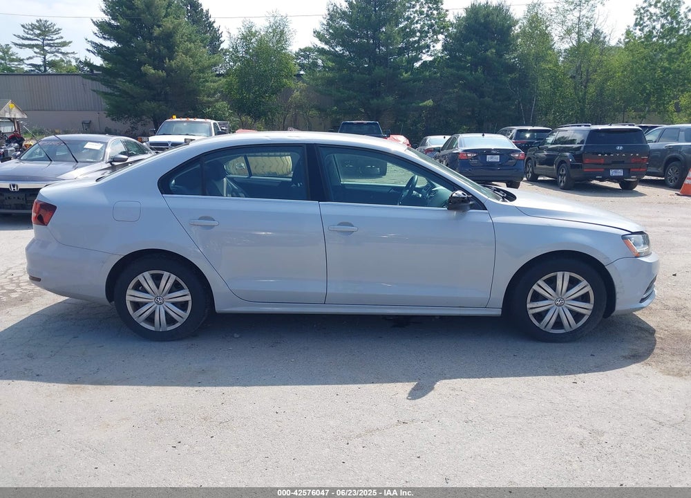 2017 VOLKSWAGEN JETTA VIN: 3VW2B7AJ3HM355088