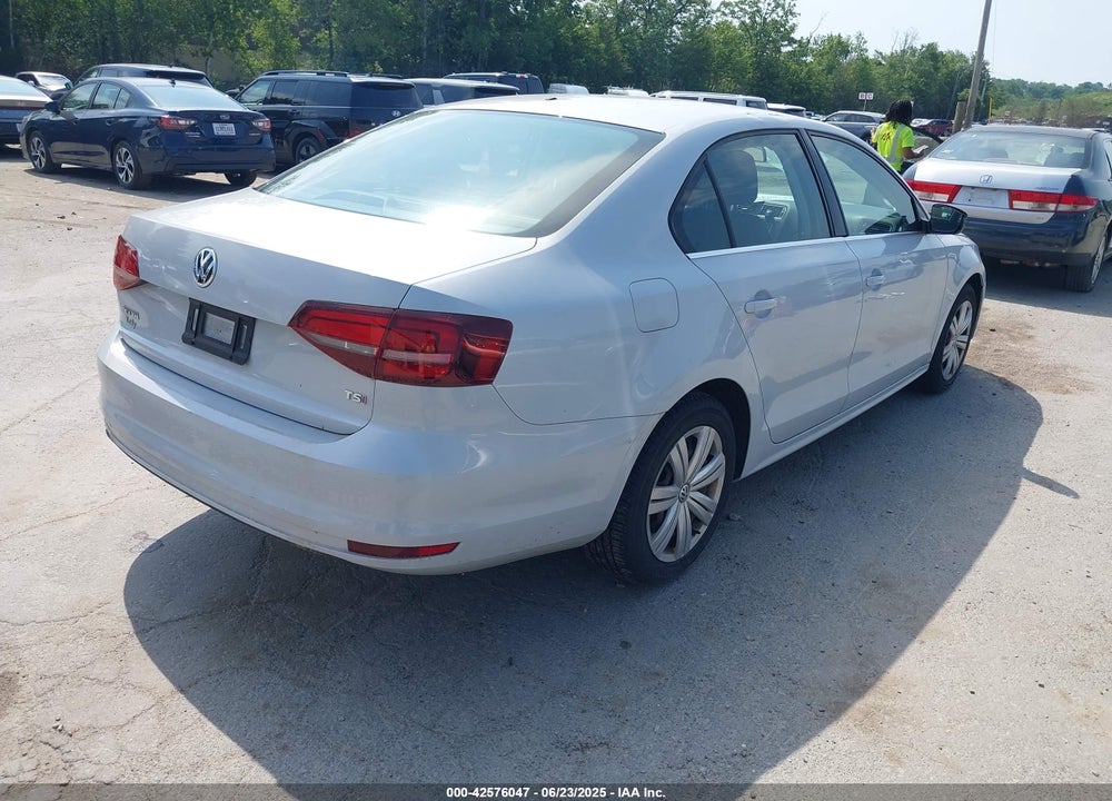 2017 VOLKSWAGEN JETTA VIN: 3VW2B7AJ3HM355088