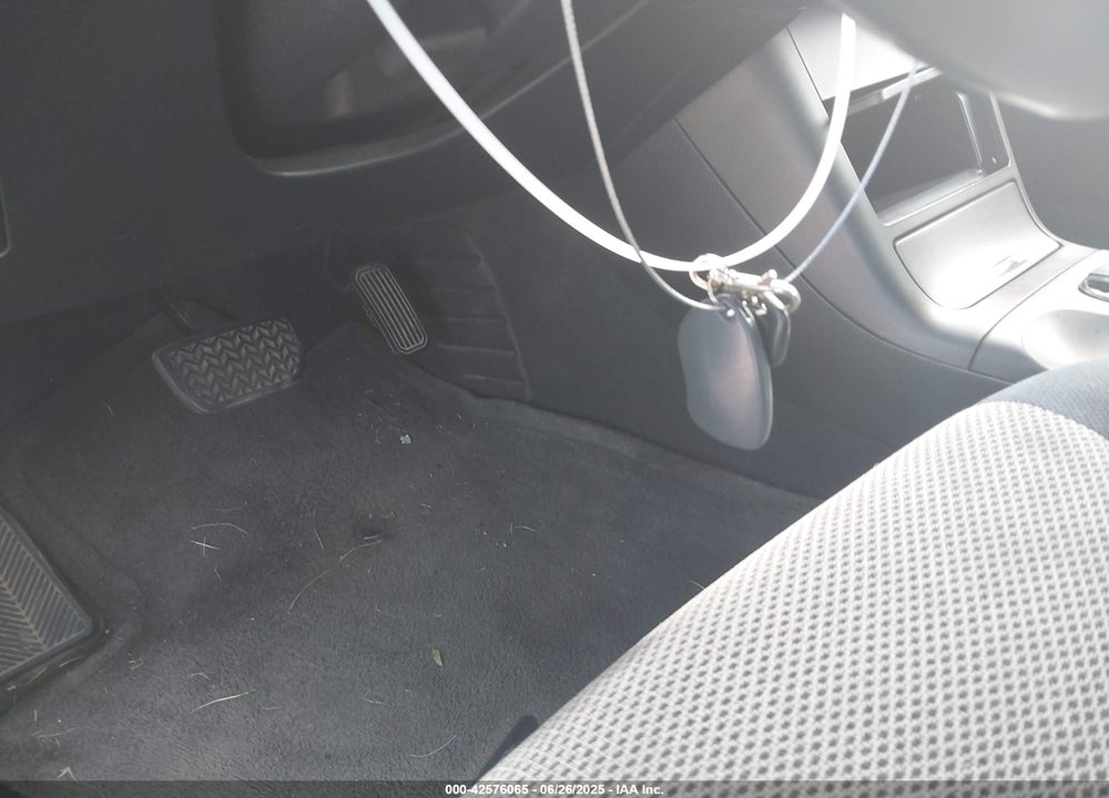 2005 TOYOTA CAMRY VIN: 4T1BE32K95U538752