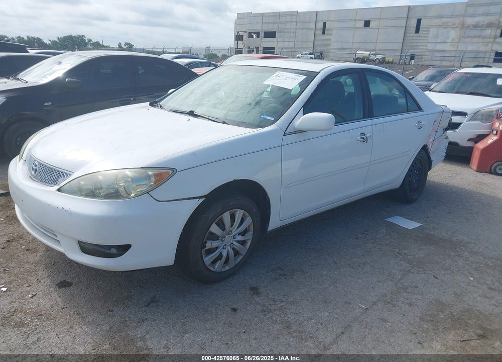 2005 TOYOTA CAMRY VIN: 4T1BE32K95U538752