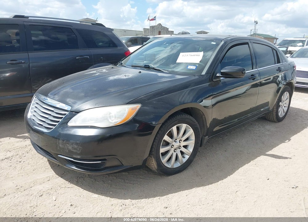2013 CHRYSLER 200 VIN: 1C3CCBBB6DN500949