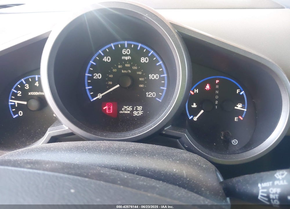 2011 HONDA ELEMENT EX VIN: 5J6YH1H76BL000373
