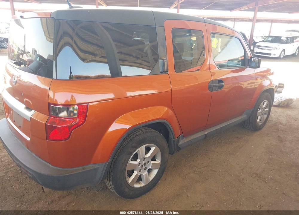 2011 HONDA ELEMENT EX VIN: 5J6YH1H76BL000373