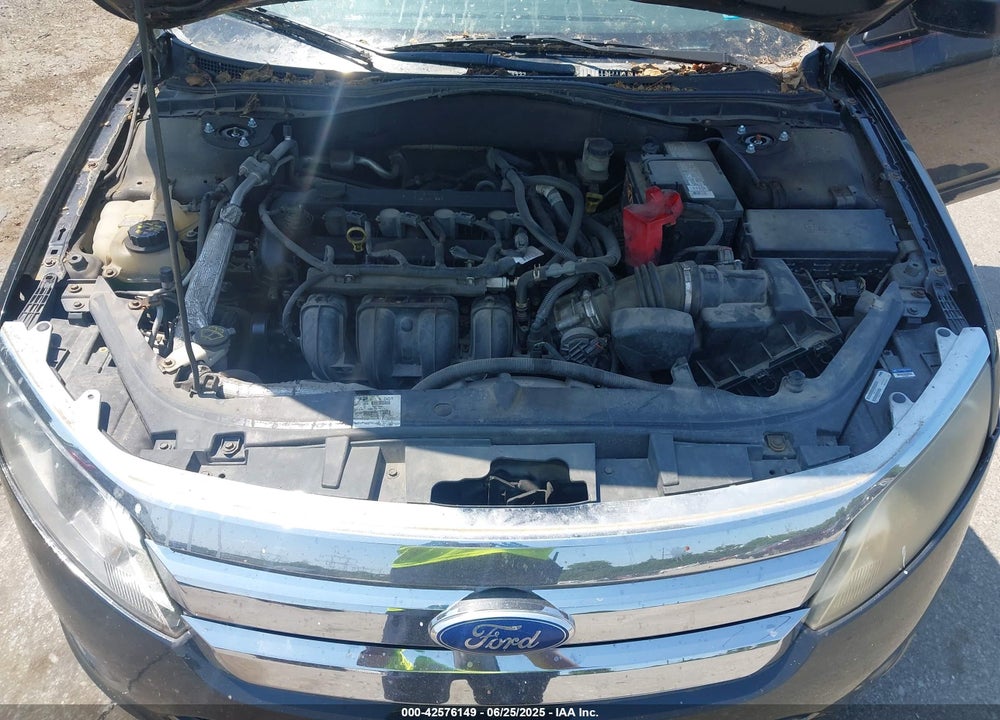 2011 FORD FUSION VIN: 3FAHP0HA2BR320845