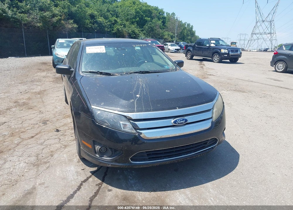 2011 FORD FUSION VIN: 3FAHP0HA2BR320845
