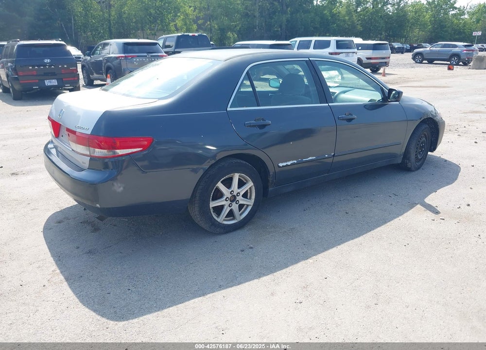 2003 HONDA ACCORD 2.4 LX VIN: 1HGCM56353A135782