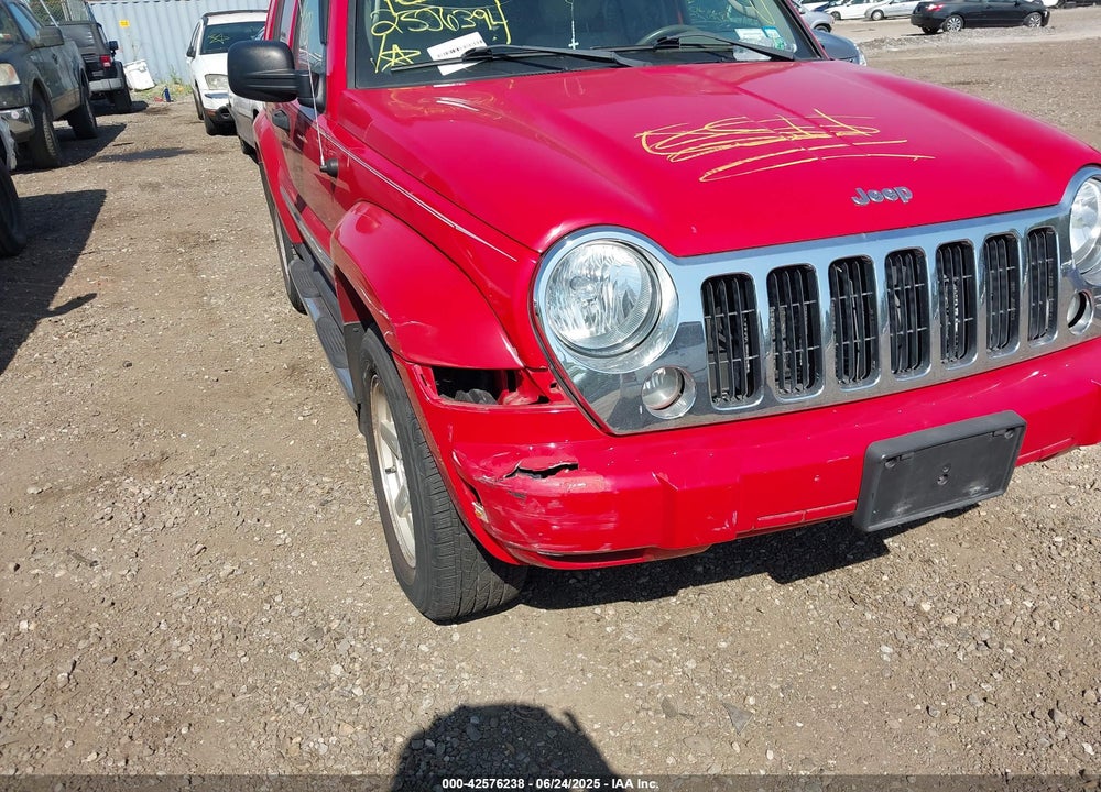 2005 JEEP LIBERTY VIN: 1J4GL58K25W540778