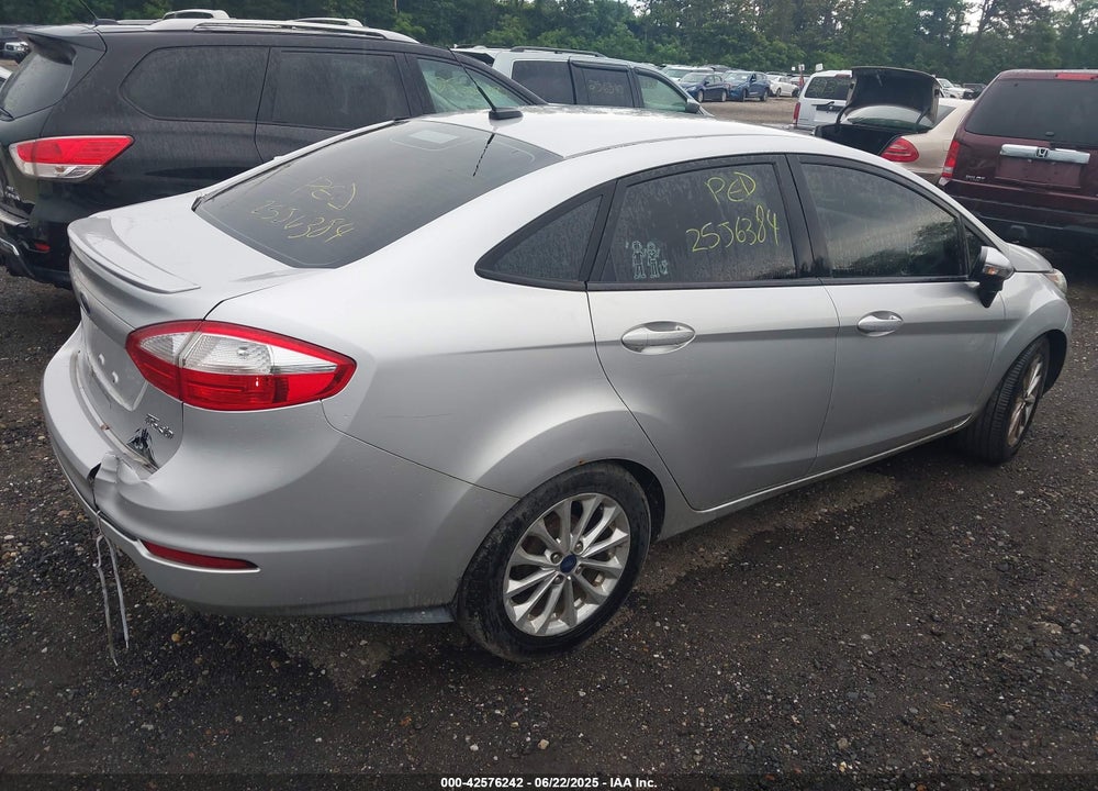 2014 FORD FIESTA VIN: 3FADP4BJ5EM159312